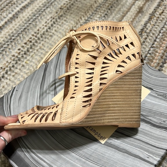 EUC Jeffrey Campbell | Rodillo Nude Laser Cut Lace Up wedge sandals heels - Picture 2 of 8